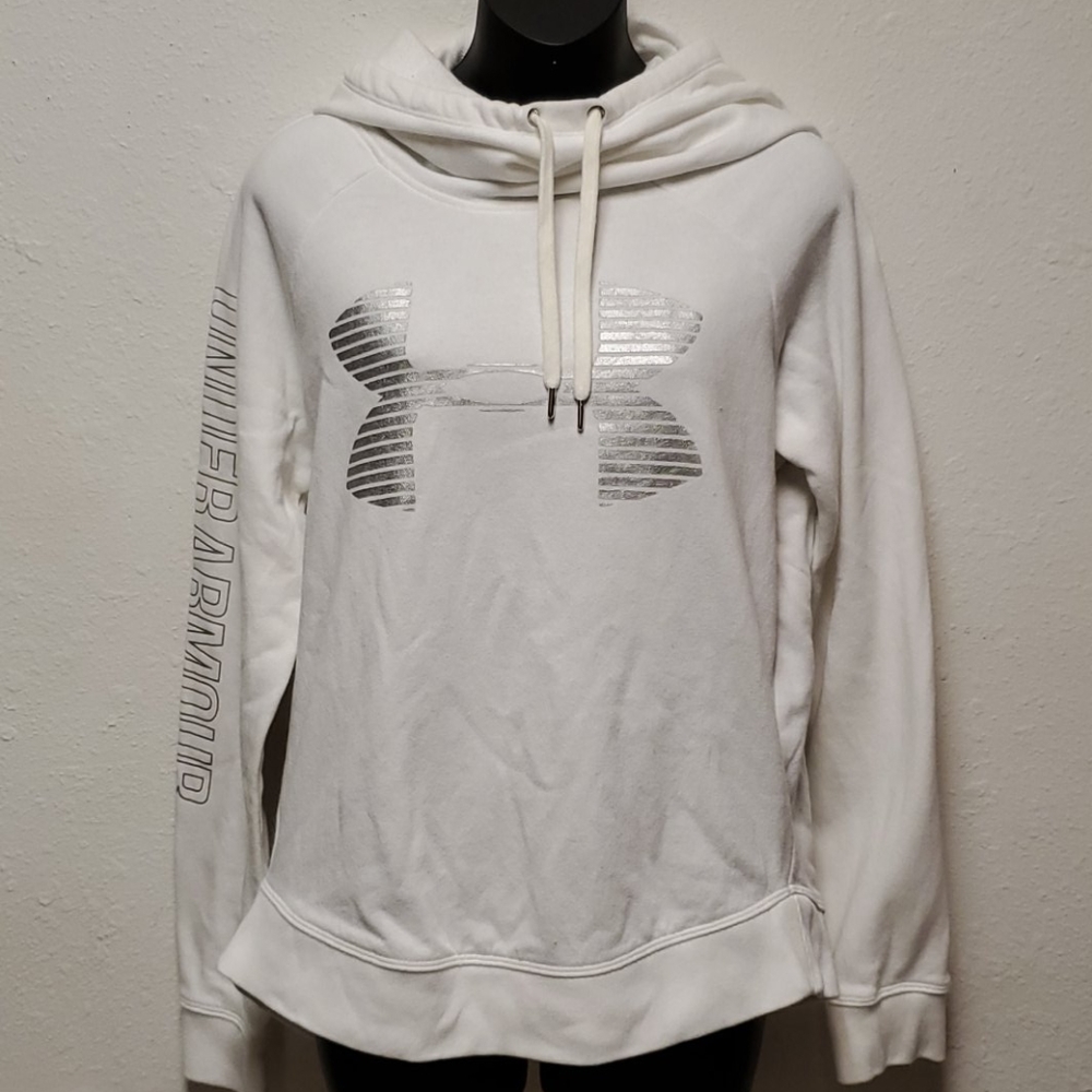 White under armor hoodie size medium.